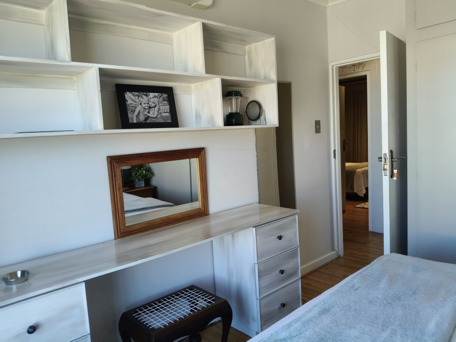 4 Bedroom Property for Sale in Wavecrest Eastern Cape